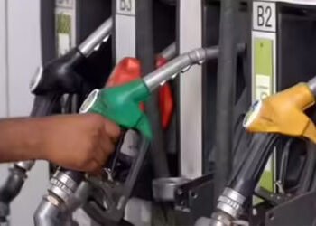 દેશમાં પ્રીમિયમ પેટ્રોલમાં રૂ. 2.35, ઔદ્યોગિક ડીઝલમાં રૂ.22નો વધારો | Premium petrol in the country …