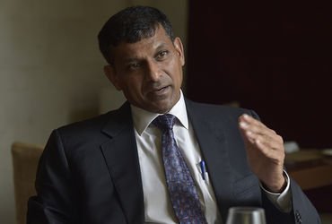 ‘… તો ભારતમાં પેટ્રોલ-ડીઝલના ભાવ રોકેટની જેમ વધશે!’, રઘુરામ રાજનની ગંભીર ચેતવણી | crude oil price …