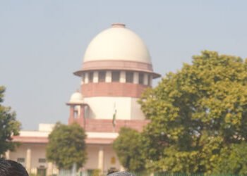 ‘લોહી વહેતું હોય ને લોકો વીડિયો ઉતારે છે’, સોશિયલ મીડિયા ‘ટ્રાયલ’ પર સુપ્રીમ કોર્ટની ચિંતા | supreme…