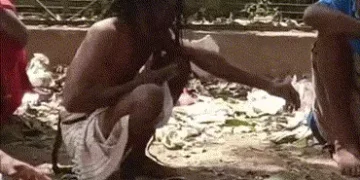 છોટાઉદેપુરમાં હોસ્પિટલ કેમ્પસ બહાર કલાકો સુધી તાંત્રિક વિધિ! મૃતકનો ‘આત્મા’ લેવા ભુવાને બોલાવ્યો, દર…