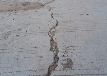 ગણપતિ ફાટસર વિસ્તારમાં બિસ્માર રોડ અને ગટરની સમસ્યાથી રહીશોમાં રોષ | Residents are angry over dilapi…