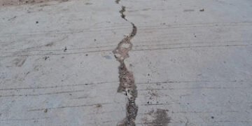 ગણપતિ ફાટસર વિસ્તારમાં બિસ્માર રોડ અને ગટરની સમસ્યાથી રહીશોમાં રોષ | Residents are angry over dilapi…