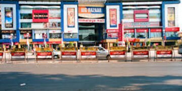 હિમાલયા મોલમાં સ્પાની આડમાં ચાલતા અનૈતિક ધંધા સામે આવ્યા | ahmedabad police raided on spa center at …