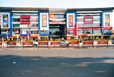 હિમાલયા મોલમાં સ્પાની આડમાં ચાલતા અનૈતિક ધંધા સામે આવ્યા | ahmedabad police raided on spa center at …