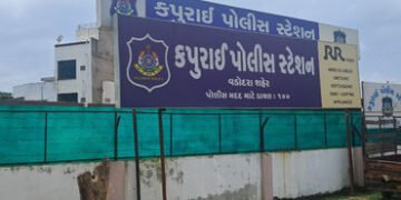 તબીબ પાસેથી રૂ. ૬.૧૦ લાખ પડાવી લેવાના બનાવમાં આરોપીઓ હજુ ફરાર | Accused still absconding in Rs 6 10 …