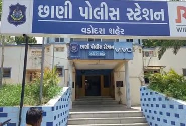 વડોદરા શહેરમાં મોટા વાહનો પણ સુરક્ષિત નથી, વાહન ચોરો પાણીના ટેન્કર વાળું ટ્રેક્ટર ઉઠાવી ગયા | vehicl…