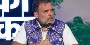 રાહુલ ગાંધીના બીજેપી અને આરએસ એસ પર તીખા પ્રહારો | Rahul Gandhi’s sharp attacks on BJP and RSS