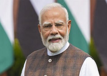 નાગરિકો સામનો કરવા તૈયાર રહે : મોદી | Citizens should be ready to face: Modi