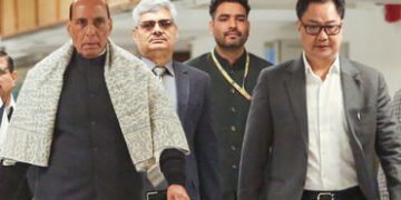 મિડલ ઈસ્ટ પર સર્વપક્ષીય બેઠક પૂર્ણ, સરકારે વિપક્ષને કહ્યું- ‘ડરવાની જરૂર નથી, પરિસ્થિતિ કાબૂમાં’ | w…