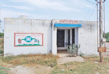 મહુધાના નિઝામપુરા ગામે સામૂહિક શૌચાલયને તાળાં | Lockdown of communal toilets in Nizampura village of…