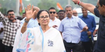 ચૂંટણી પહેલા CM મમતા આક્રમક, ભાજપ-ચૂંટણી પંચ પર કર્યો ગંભીર આક્ષેપ | Mamata Banerjee Attacks BJP & E…