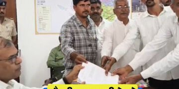 વાવ થરાદ: ઉંણ ગામ ઘર્ષણ કેસમાં ચૌધરી સમાજે કલેકટરને આવેદન પત્ર પાઠવી રોષ ઠાલવ્યો, કરી ચાર માગ | Vav …