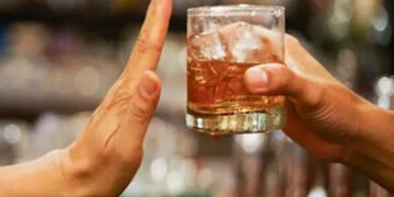 દારુ પીવા પૈસા આપવાની ના પાડતાં યુવકને લોહી લુહાણ કર્યો | A atake pokiten ese moni sakau