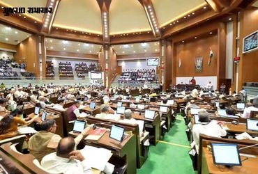 ગુજરાત વિધાનસભામાં અશાંતધારા સુધારા વિધેયક પસાર: હવેથી ‘અશાંત વિસ્તાર’ ગણાશે ‘નિર્દિષ્ટ વિસ્તાર’ | G…