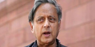 ‘આ તો શરમજનક કહેવાય…’, મોદી સરકારની પ્રશંસા કરનારા થરૂર અચાનક જ કેમ થયા ખફા? | shashi tharoor says…