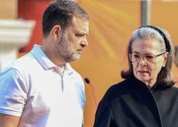 સોનિયા ગાંધીની તબિયતને લઈને પુત્ર રાહુલ ગાંધી થયા ભાવુક, કેરલમની નર્સના કર્યા વખાણ | sonia gandhi ho…