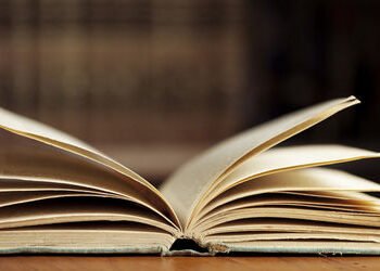 સેન્ટ્રલ બોર્ડ સ્કૂલોના વિદ્યાર્થીઓના નવા શૈક્ષણિક વર્ષનો પ્રારંભ પાઠય પુસ્તકો વગર થશે | textbooks n…