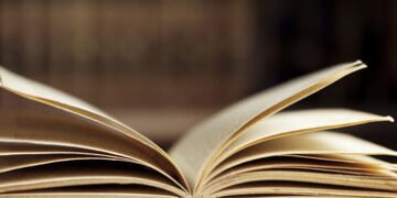 સેન્ટ્રલ બોર્ડ સ્કૂલોના વિદ્યાર્થીઓના નવા શૈક્ષણિક વર્ષનો પ્રારંભ પાઠય પુસ્તકો વગર થશે | textbooks n…