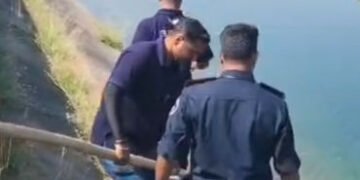 અંકોડિયા કેનાલમાં ગુમ થયેલો કિશોરનો મૃતદેહ પાદરા પાસેથી મળ્યો | body of 15 year boy found from padar…