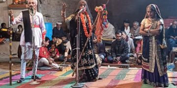 રંગભૂમિની માતા સમાન ભવાઇ કળા લુપ્ત થવાના આરે | The art of Bhavai the mother of theatre is on the ver…