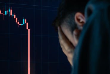 શેરબજારમાં બ્લેક ફ્રાઈડે: સેન્સેક્સ 1,000 પોઈન્ટથી વધુ ગબડ્યો, નિફ્ટી 23,000ની નીચે | Indian Stock M…