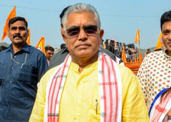 ‘સત્તામાં આવીશું તો યોગી સ્ટાઈલમાં ‘ઠોકો નીતિ’ લાગુ કરીશું…’, બંગાળમાં ભાજપ નેતાનો વાયદો | Dilip G…