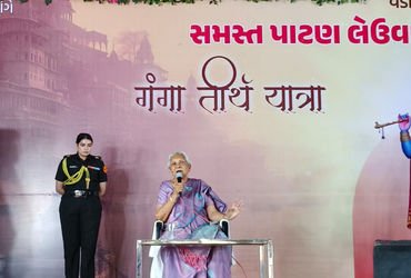 ગુજરાતના પૂર્વ CM આનંદી બેન પટેલે માતા-પિતાને ચેતવ્યાં, કહ્યું – ‘કૉલ આવતા દીકરી અચાનક બાજુના રૂમમાં…