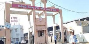 હળવદ માર્કેટિંગ યાર્ડમાં માર્ચ એન્ડિંગના કારણે 31મી સુધી બંધ રહેશે | Halvad Marketing Yard will be c…