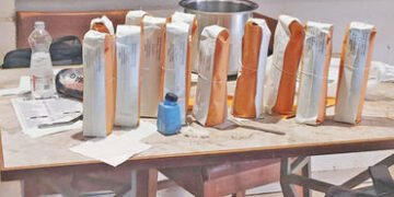 નડિયાદની જ્યોતિ દાલપુરી રેસ્ટોરન્ટમાં ફૂડ વિભાગના દરોડા, સેમ્પલ લેવાયા | Food department raids Jyoti…