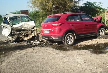 બનાસકાંઠા: થરાદ-સાંચોર હાઈવે પર બે કાર વચ્ચે ગમખ્વાર અકસ્માત, યુવકનું મોત, ચાર ઈજાગ્રસ્ત | Tharad Sa…