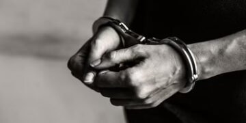 વડીલની હત્યા કરવા બદલ આજીવન કેદની સજા ભોગવતો કેદી જામીન પર છૂટી ફરાર થતા પકડાયો | Prisoner serving l…