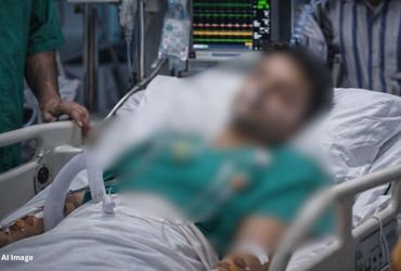 રાજકોટ: શિક્ષિકા-વિદ્યાર્થી વિવાદમાં નવો વળાંક, દુષ્કર્મના આરોપમાં ધ્રુવલ દેસાઈનો આપઘાતનો પ્રયાસ | G…