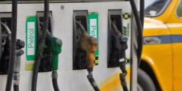 ‘દેશના તમામ પેટ્રોલ પંપ પર પેટ્રોલ અને ડીઝલનો પૂરતો સ્ટોક’, અફવાઓ પર વિશ્વાસ ન કરવા કેન્દ્રની અપીલ |…