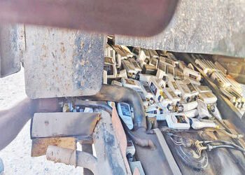 એલસીબી બોલેરોના ચોર ખાનામાંથી રૂ.બે લાખનો દારૂ ઝડપી પાડયો | Liquor worth Rs 2 lakh seized from the t…