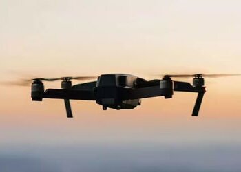 પાકિસ્તાને ડ્રોનથી ડ્રગ્સ-હથિયારો બાદ ભારતમાં હવે નકલી નોટો પણ ઘૂસાડી | After smuggling drugs and we…