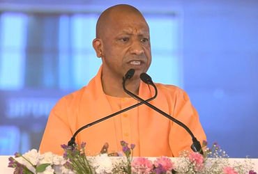 VIDEO: ‘એક દિવસ ખુરશી જવાની જ છે…’, નોઈડા અંગે ખોટી માન્યતા પર બોલ્યા યોગી આદિત્યનાથ | CM Yogi Bre…