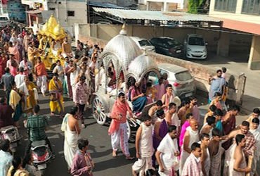 જામનગરમાં મહાવીર જયંતિની ભવ્ય ઉજવણી : રથયાત્રા અને ધાર્મિક કાર્યક્રમોનો મહિમા | Mahavir Jayanti cele…