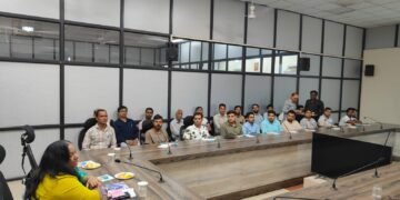 ભાવનગર સ્થિત સવારી ડિબ્બા મરામત કારખાનામાં રાજભાષા સંબંધિત નિરીક્ષણ અને હિન્દી કાર્યશાળાનું સફળ આયોજ…