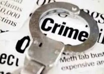 વડોદરાના તાંદલજા વિસ્તારમાં સ્કૂટર ચાલક વેપારીને ચપ્પુ બતાવી 3.50 લાખના વકરા અને મોબાઈલની લૂંટ | bus…