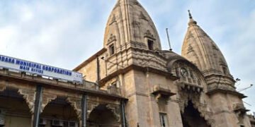 વડોદરામાં ચૂંટણી ટાણે વોર્ડના જ પૂર્વ કાઉન્સિલરનું પૂર્વ મેયર માટે નિવેદનથી વિવાદ | Controversy over…