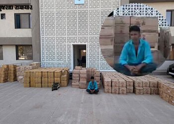 સાણંદ GIDC પોલીસ ઊંઘતી રહી અને SMC ત્રાટકી, છારોડીમાં ₹1.15 કરોડનો દારૂનો જથ્થો ઝડપાયો | ahmedabad s…