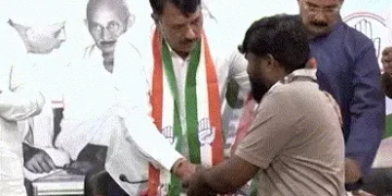 ભાવનગર: બગદાણાના કોળી અગ્રણી નવનીત બાલધિયા કોંગ્રેસમાં જોડાયા, ચર્ચા ભાજપની હતી ને પકડ્યો પંજો! | Ba…