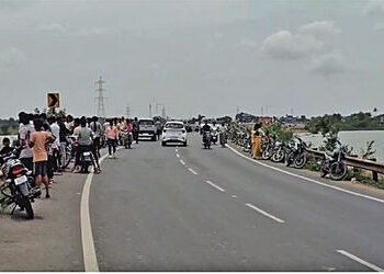 બ્રાહ્મણી-૨ ડેમમાંથી અજાણી મહિલાની લાશ મળી | Body of unidentified woman found in Brahmani 2 dam