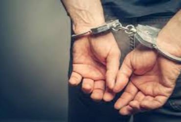 ૧૯ લાખના વિદેશી દારૃના કેસમાં બૂટલેગર પકડાયો | Bootlegger arrested in foreign liquor case worth Rs 1…