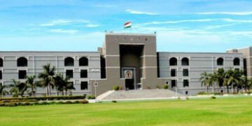 કામદારનું મોત નોકરીના કારણે ના થયું હોય તો વળતર ના મળે, ગુજરાત હાઈકોર્ટનો મહત્ત્વપૂર્ણ ચુકાદો | Guja…