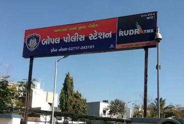 અમદાવાદ: બોપલમાં પાર્કિંગના સામાન્ય વિવાદમાં ડિલિવરી બોય પર હુમલો, બે ભાઈઓ ઈજાગ્રસ્ત | ahmedabad bop…