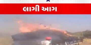 નડિયાદ પાસે હાઇવે પર ઘઉં ભરેલી ટ્રકમાં આગ ભભૂકી | Fire breaks out in a truck loaded with wheat on th…