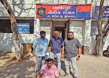 ચોટીલાના ગુંદા ગામે 13 વર્ષથી પ્રેક્ટિસ કરતો બોગસ ડોક્ટર ઝડપાયો | A bogus doctor practicing for 13 y…