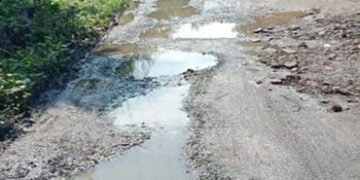 ઉંડેરાના ખોદી નંખાયેલા બિસ્માર રસ્તાઓ નવા નહીં બનતા પૂજન કરી અનોખો વિરોધ : આંદોલનની ચીમકી | Unique p…