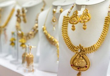 સોના-ચાંદીમાં ફરી તેજી: ચાંદીમાં 3 હજાર રૂપિયાનો વધારો, સોનું રૂ.1.48 લાખની સપાટીએ પહોંચ્યું; જાણો લ…